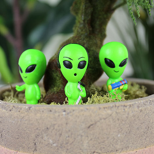 Glow in the dark alien gnomes plant lover mini statues