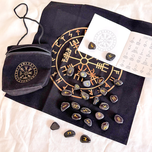 Elder Futhark rune casting set