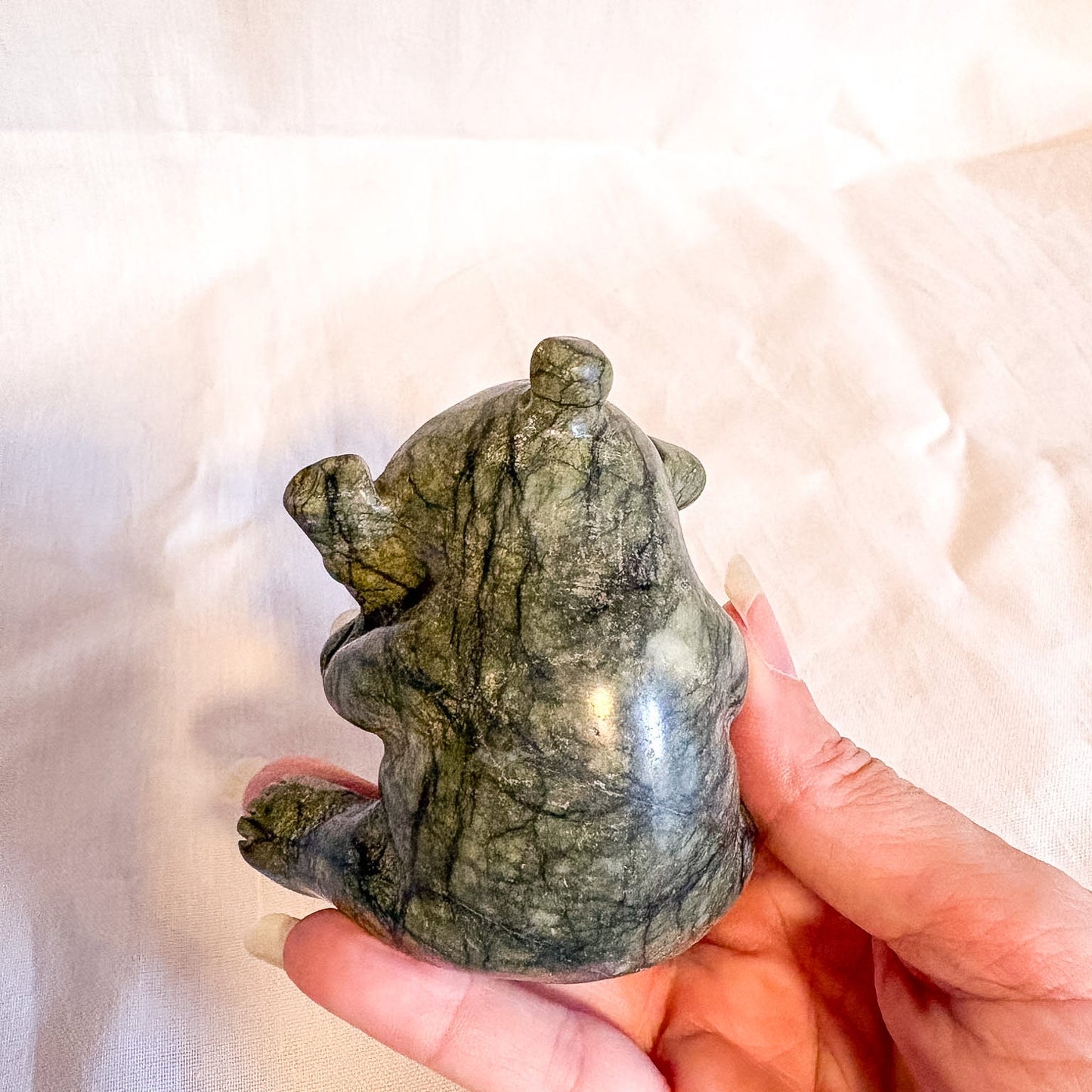 Serpentine panda crystal carving