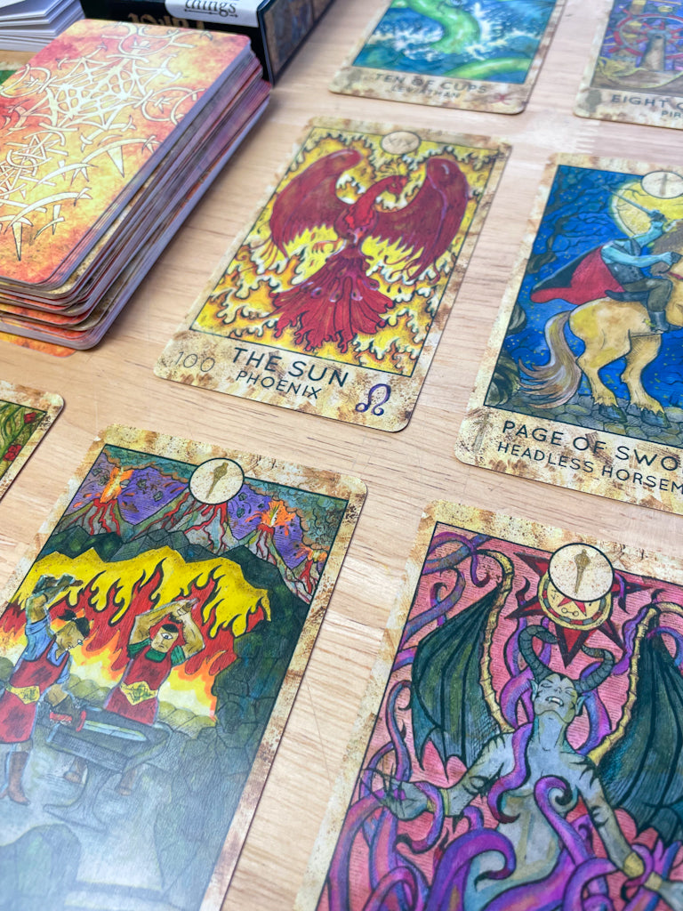 Pop culture Tarot reading deck / card set