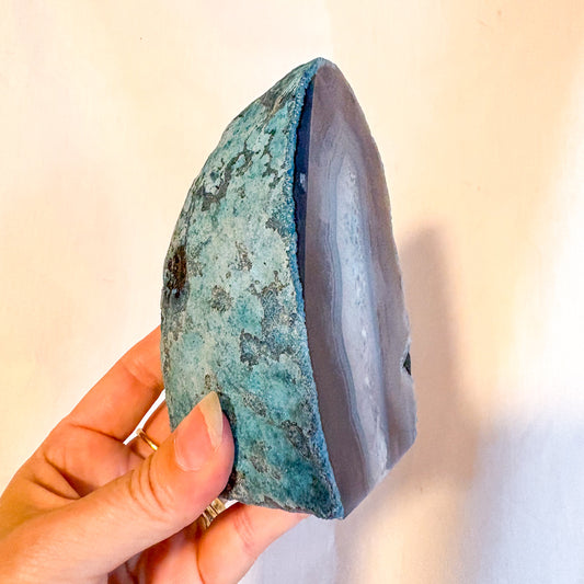 Blue Agate crystal bookend / statue 800g 11.5cm