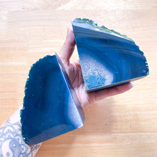 Agate crystal bookends teal blue 950g