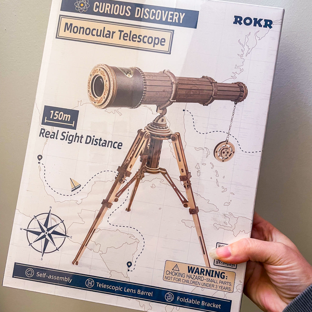 Monocular telescope DIY Wooden puzzle Kit statue