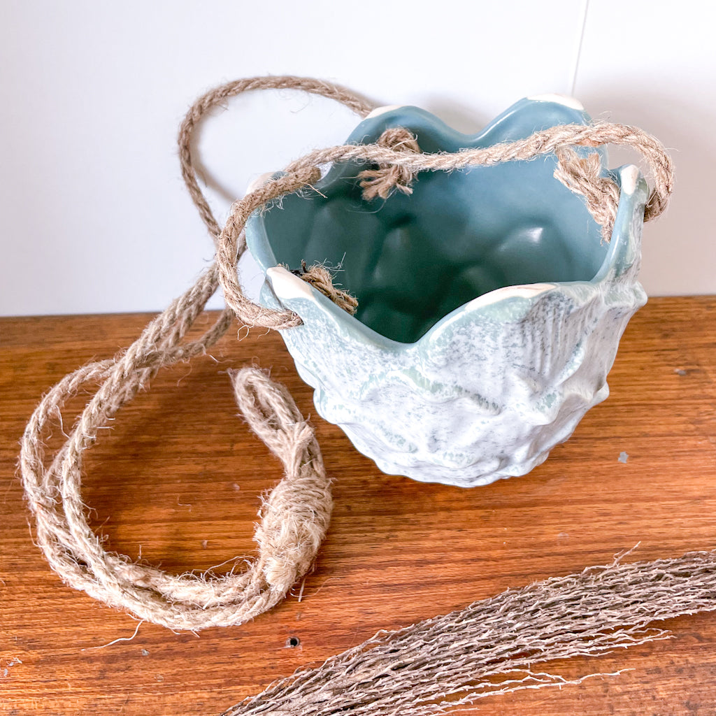Cabbage leaf hanging pot planter