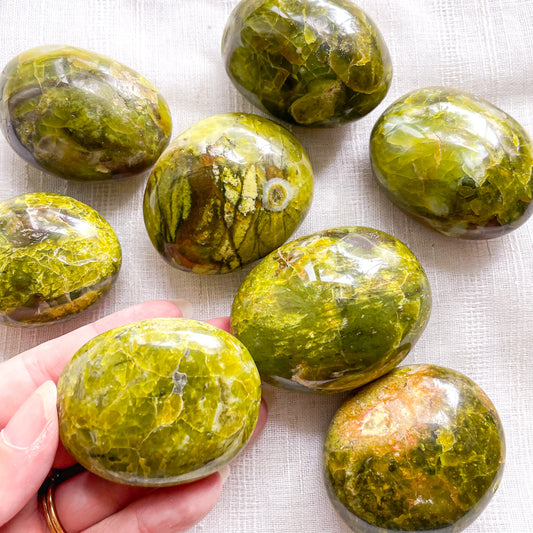 Green opal Crystal palmstone - happiness