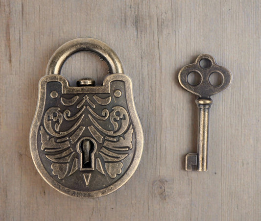 Grecian Theodorus puzzle padlock and key