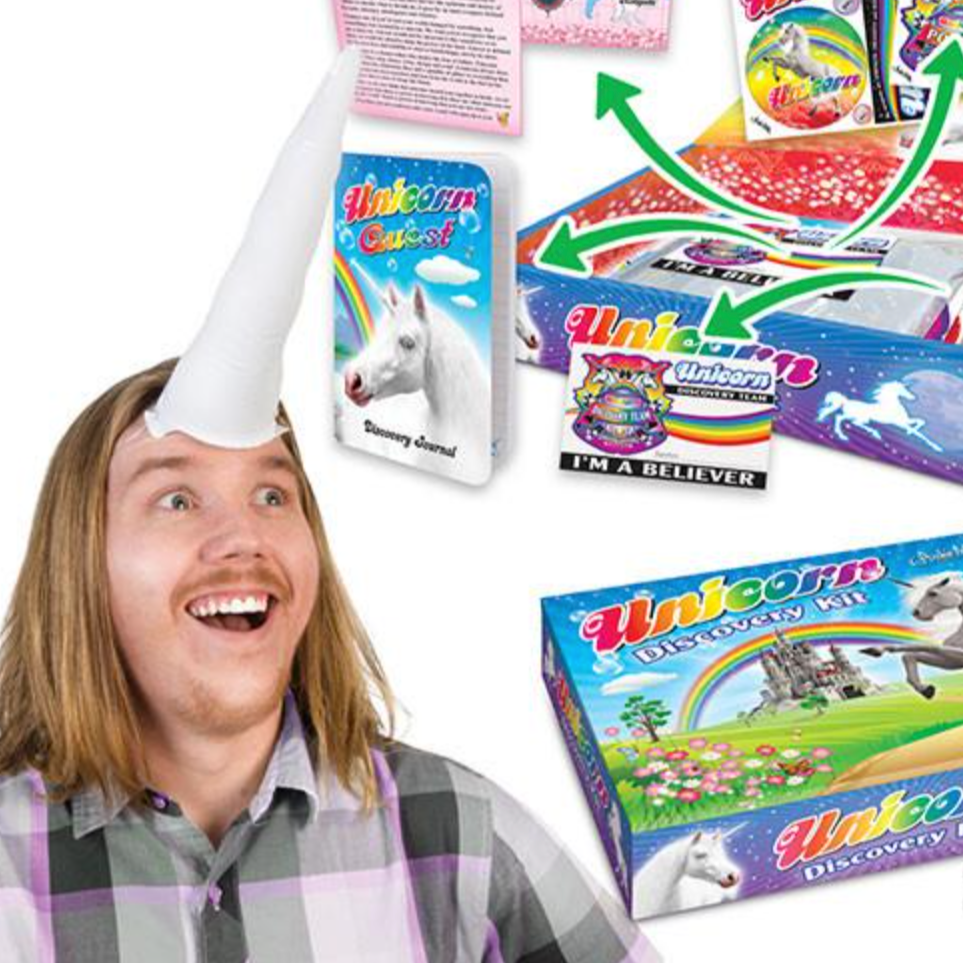 Unicorn lovers kit (inc inflatable horn)