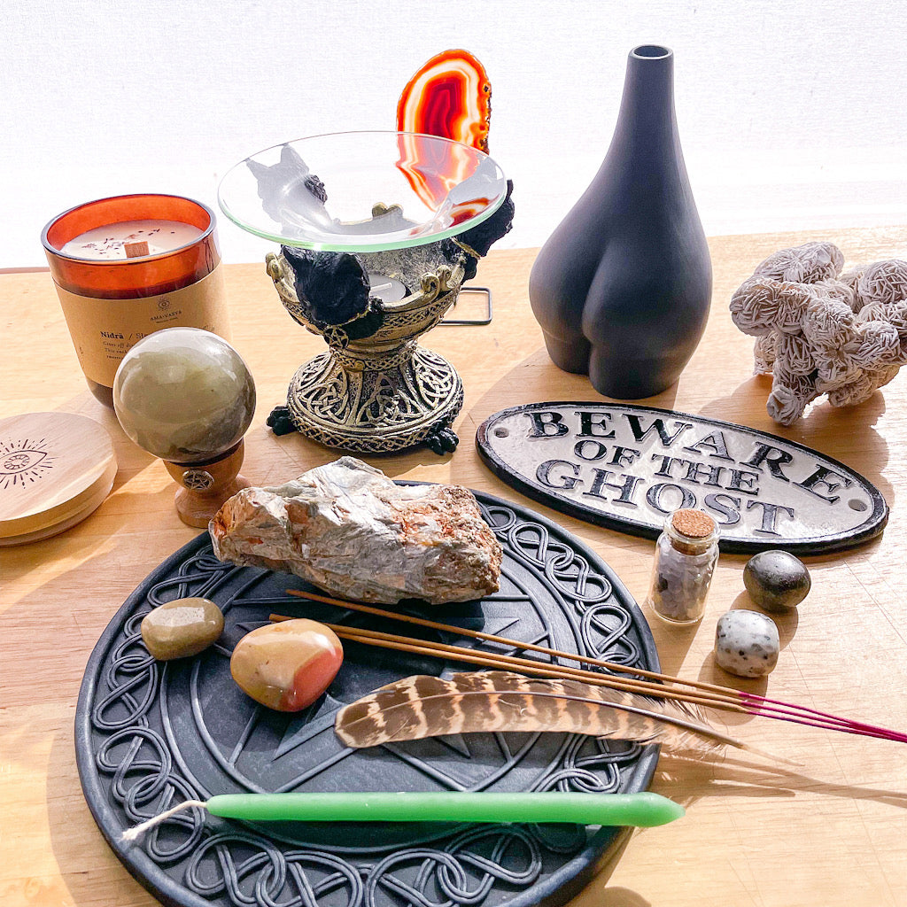 Eclectic witch / wiccan spells n crystals MYSTERY gift box