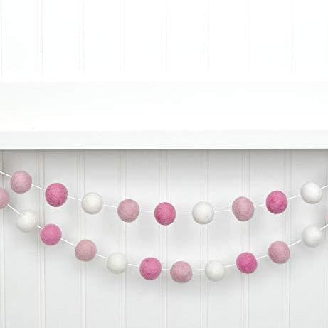 Felt ball decoration garland bunting - pink