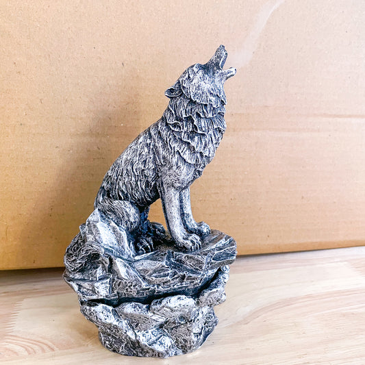 Howling at the moon, wolf incense holder