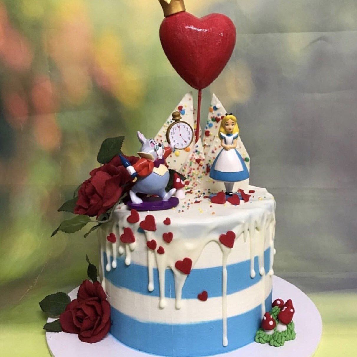Alice in wonderland cake topper figure toy set