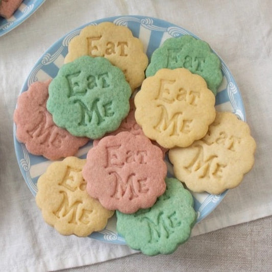 Alice in wonderland eat me cookie cutter