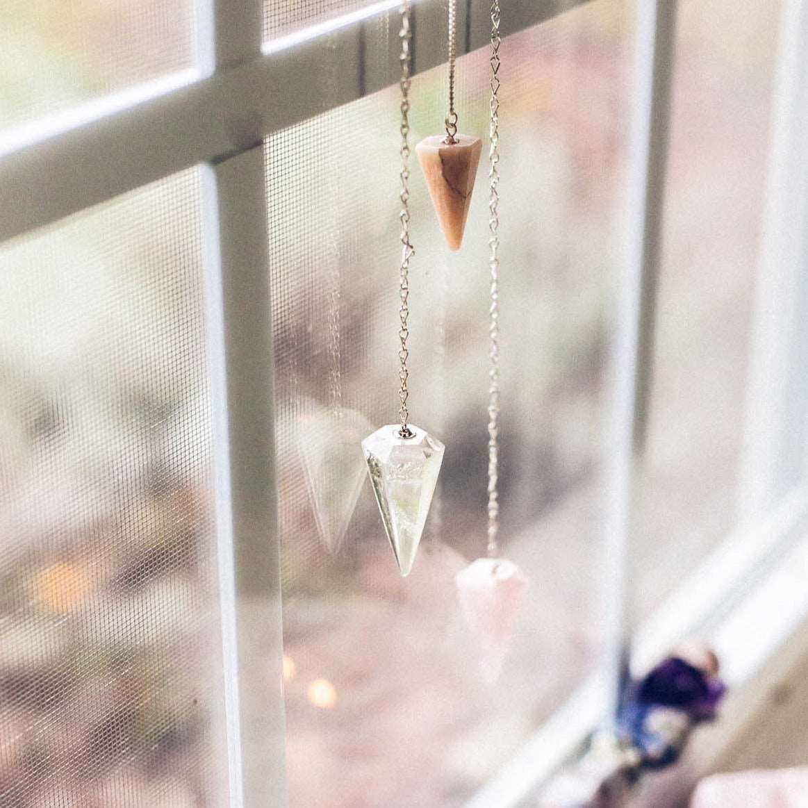 Crystal hanging pendulum