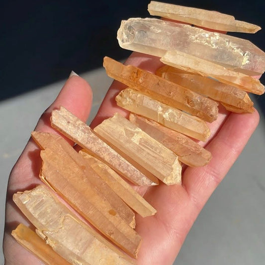 Tangerine quartz crystal rod