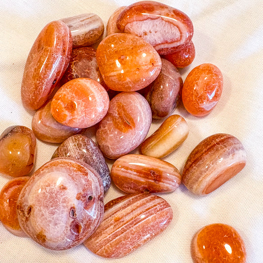 Carnelian agate crystal tumble stone