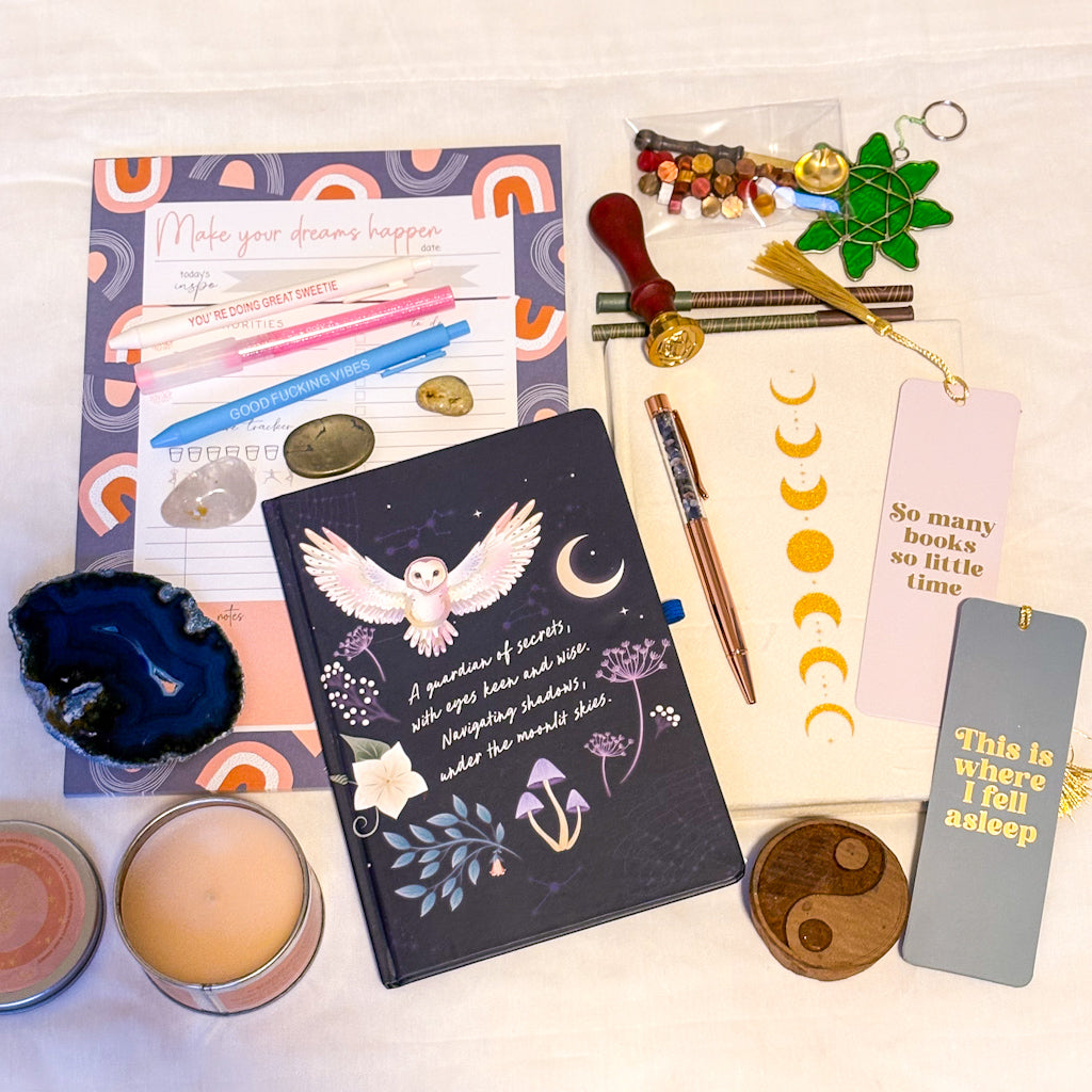 MYSTERY BOX - Stationery addict / office gift box