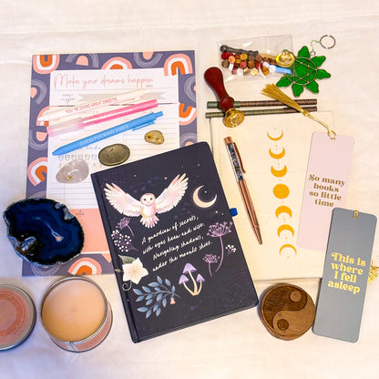 MYSTERY BOX - Stationery addict / office gift box