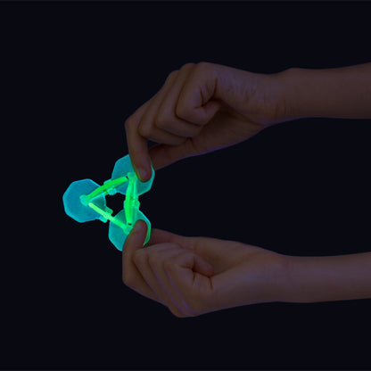 Glow in the dark fidget link toy