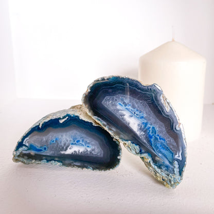 Agate geode crystal statue cut in half