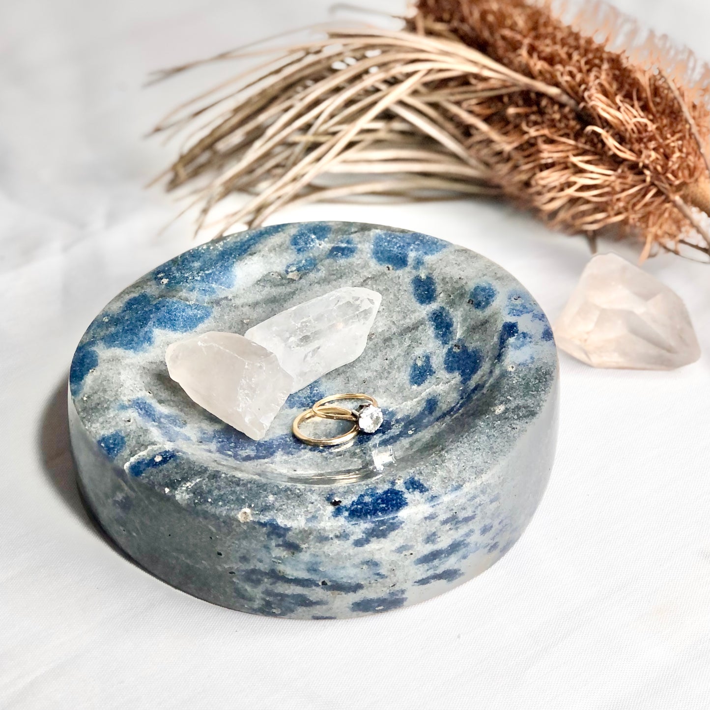 Apatite in Cleavelandite crystal polished dish bowl