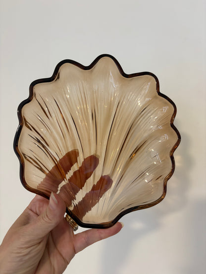 Glass shell trinket plate