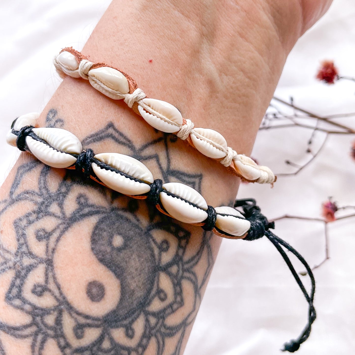 Mermaid cowrie shell bracelet / anklet