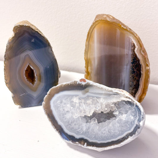 Natural Agate crystal statue