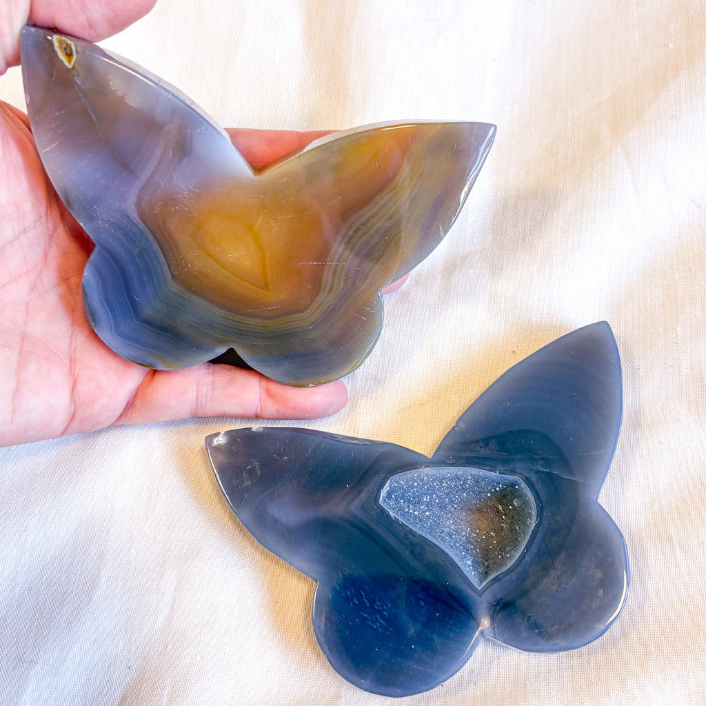 Natural Agate crystal butterfly carving