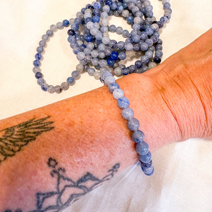 Blue aventurine crystal bead bracelet