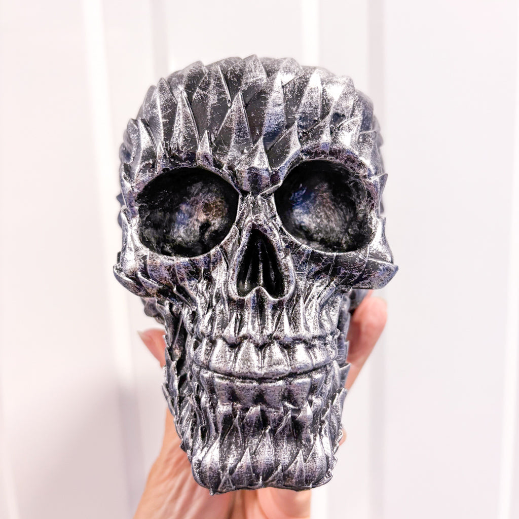 Arrow Skull silver statue