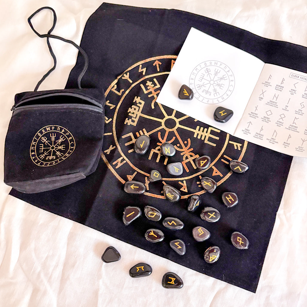 Elder Futhark rune casting set