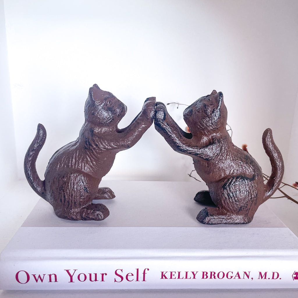 Cat cast iron vintage bookend