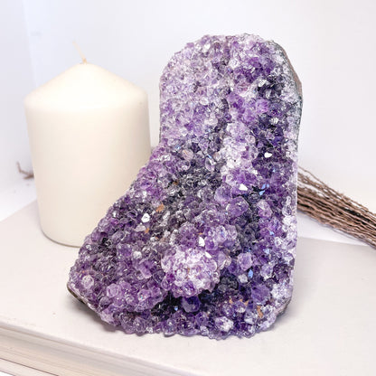 Amethyst crystal cluster 1kg