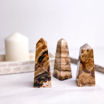 Aragonite crystal point tower