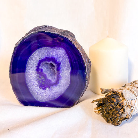 Purple Agate cave crystal bookend / statue 1.3kg 12.5cm