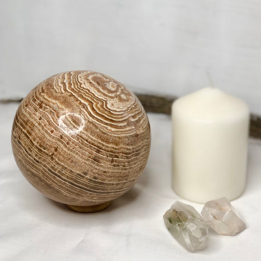 Striped crystal / Banded Aragonite crystal sphere XL