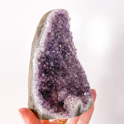 Amethyst crystal cluster cut base 530g