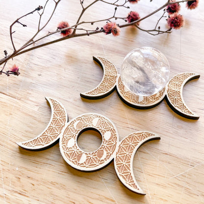 Moon phases crystal sphere stand / wooden plate