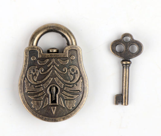 Grecian Theodorus puzzle padlock and key