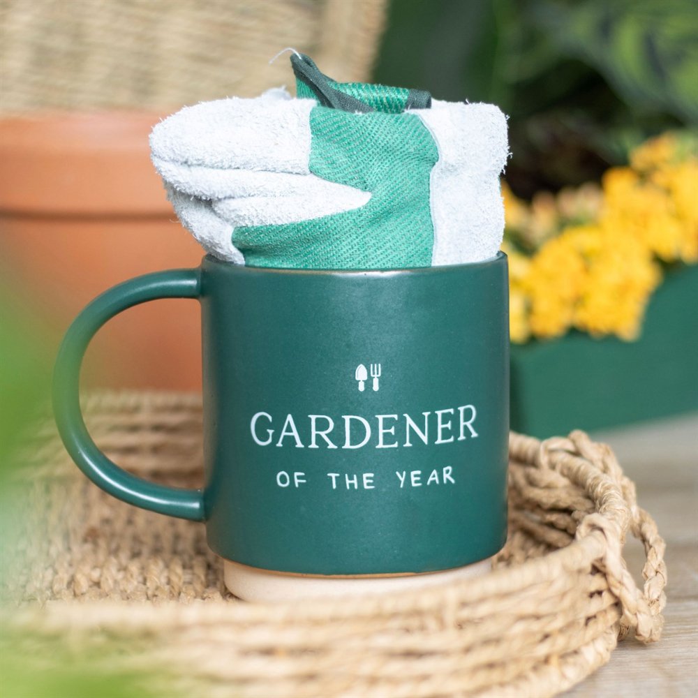 Gardener of the year mug and gloves