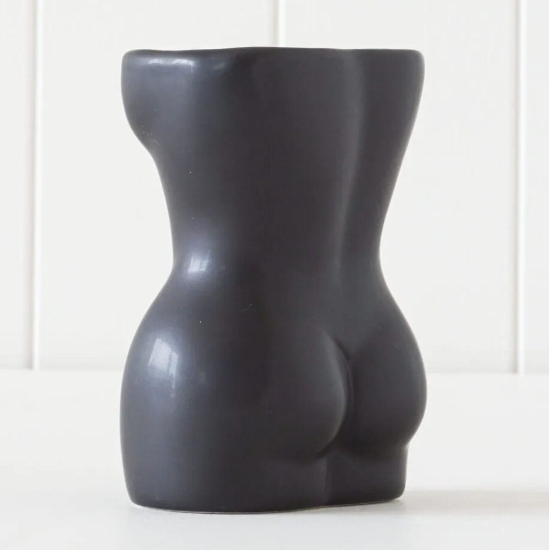 Nude goddess vase - tan or black