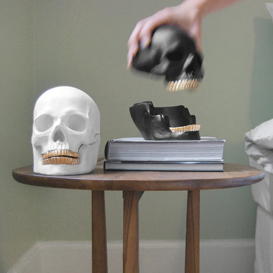 Gangsta skull storage jar