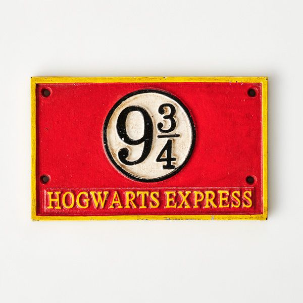 Harry Potter Hogwarts express 9 3/4 cast iron wall sign
