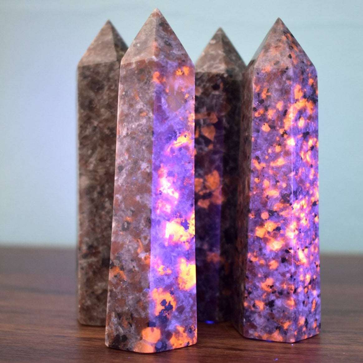 Crystal UV reactive Yooperlite polished point tower