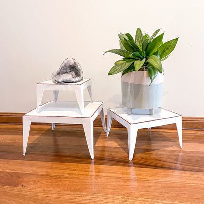 Set 3 metal plant stand display table
