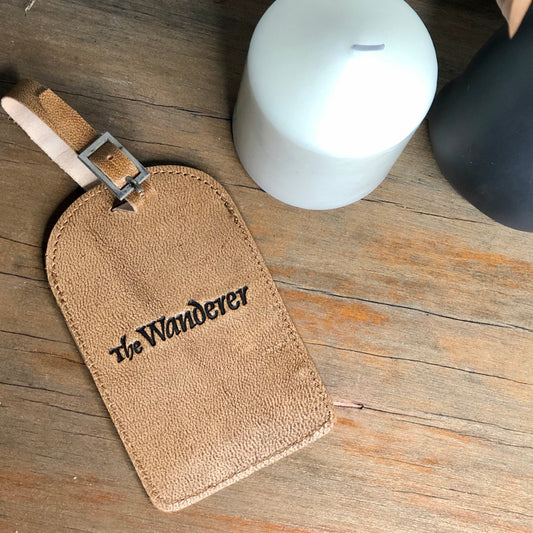 The wanderer leather luggage tag
