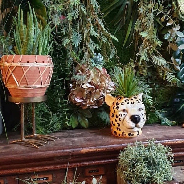 Leopard vase / planter pot
