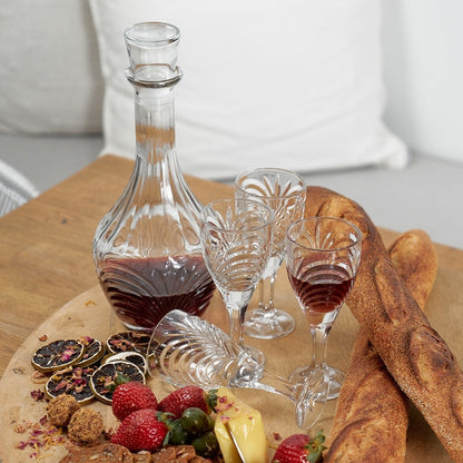 Elegant decanter 1L with 4 wine glass set