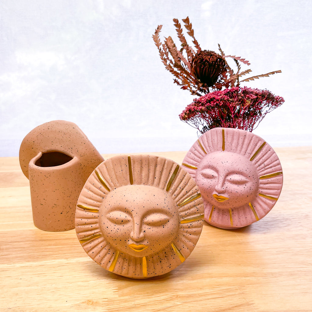 Handmade sunshine vase - pink or nude