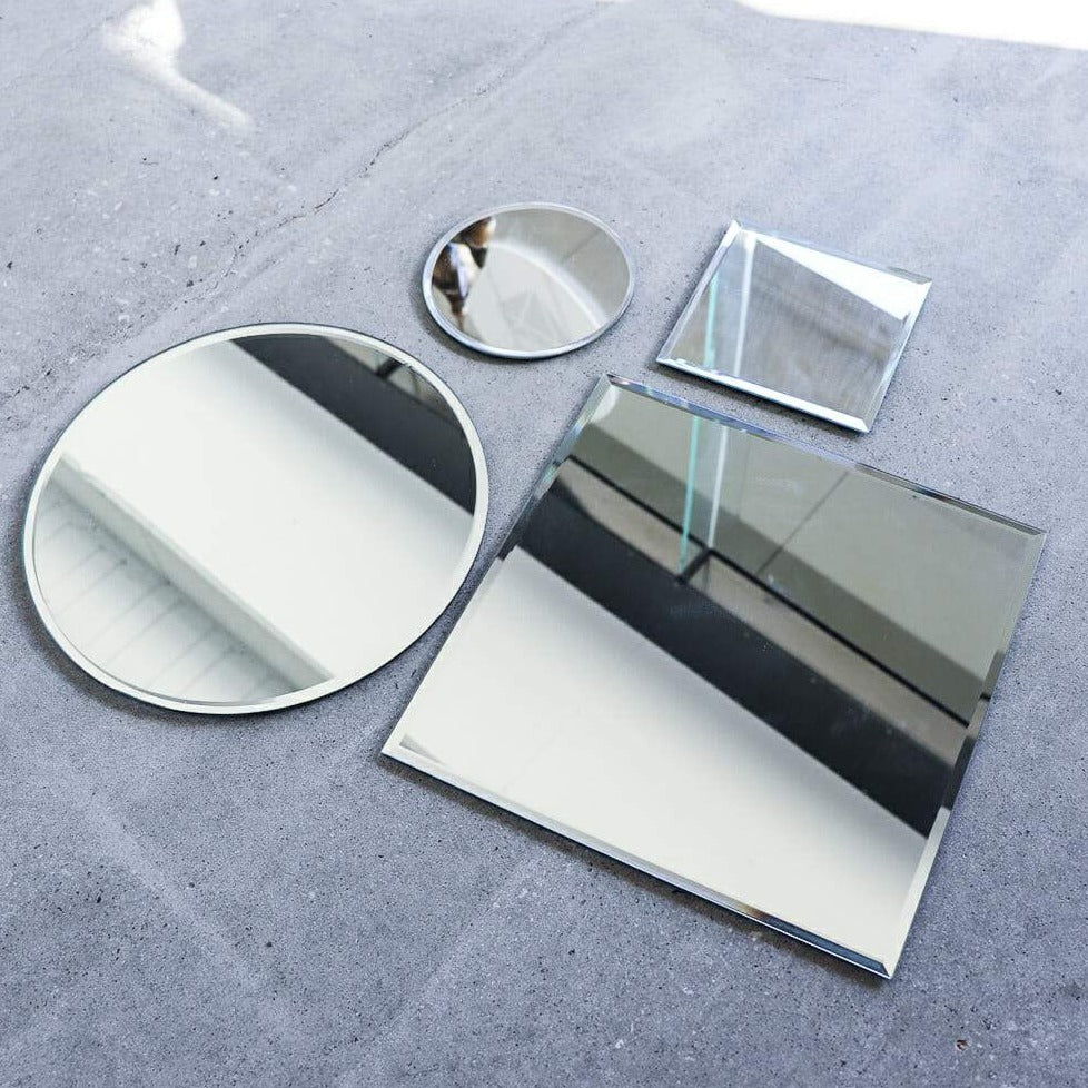 Mirror display plate / tray
